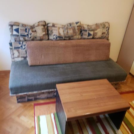 Private Cozy Room 1 With Shared Kitchen In Appartment, Downtown Βελιγράδι Εξωτερικό φωτογραφία
