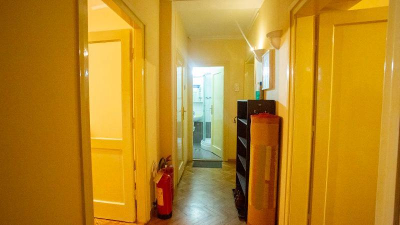 Private Cozy Room 1 With Shared Kitchen In Appartment, Downtown Βελιγράδι Εξωτερικό φωτογραφία